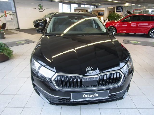 Skoda Octavia 1.5 TSI Business