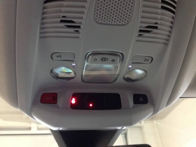 Peugeot 3008 Allure Pack EAT8 Hybrid