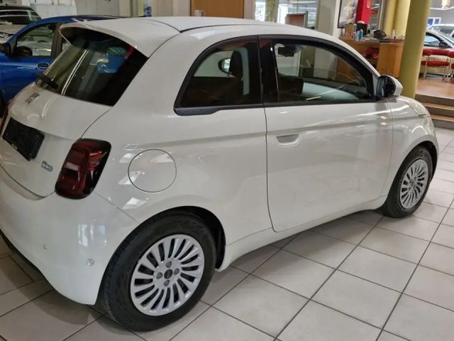 Fiat 500e Basis