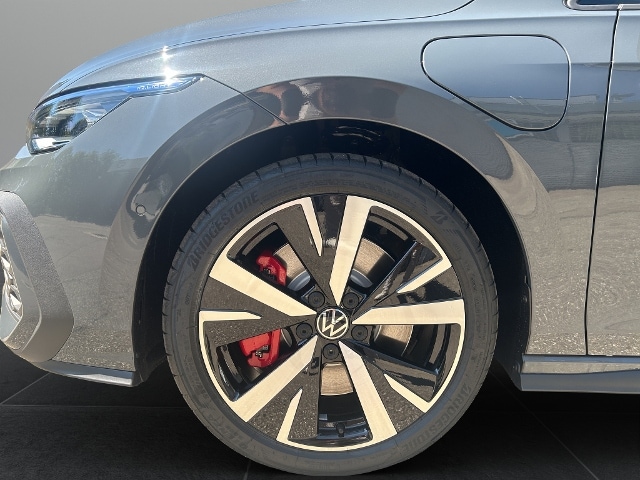 Volkswagen Golf DSG IQ.Drive eHybrid