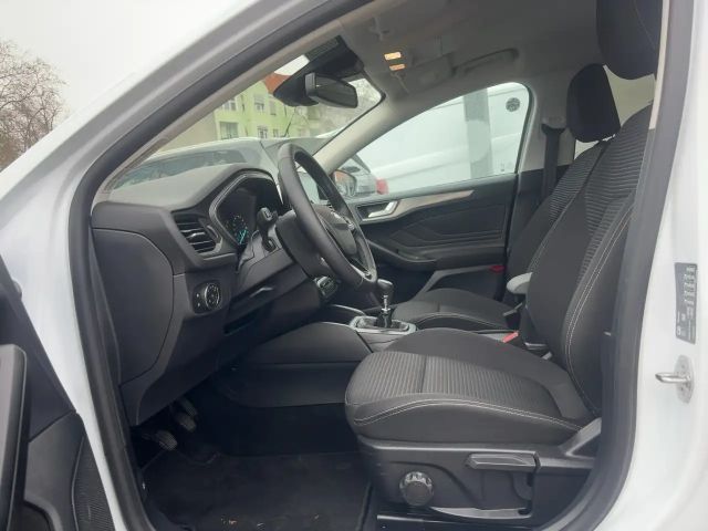 Ford Focus Titanium Wagon