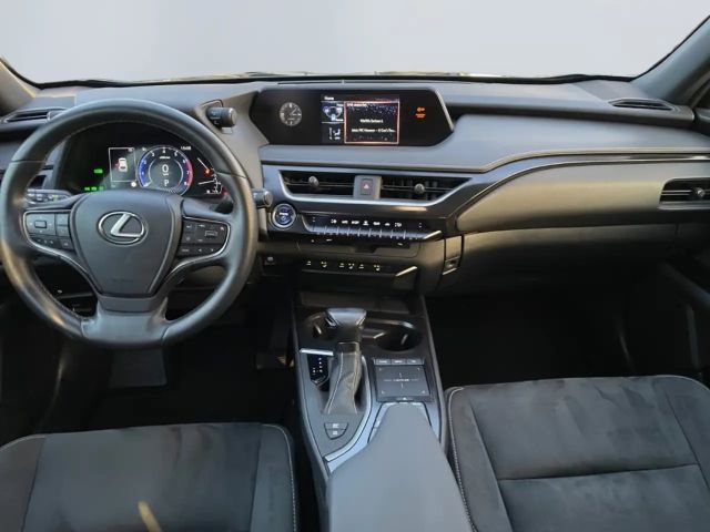 Lexus UX 250h Style Edition