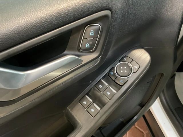 Ford Kuga Plug in Hybrid Titanium