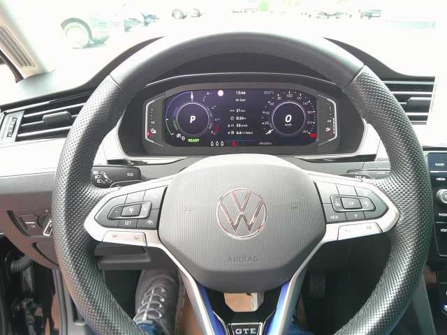 Volkswagen Passat GTE Variant