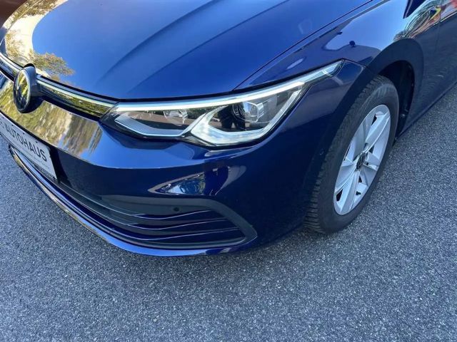 Volkswagen Golf 1.5 eTSI DSG Life