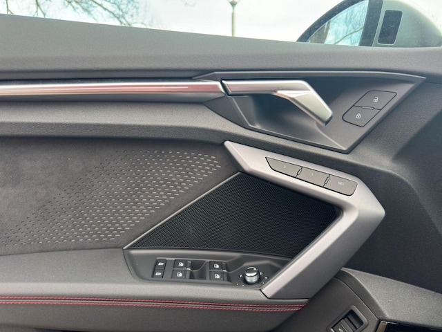 Audi S3 Quattro S-Tronic Sedan