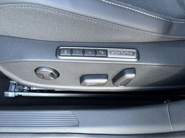 Volkswagen Golf Rabbit TSI