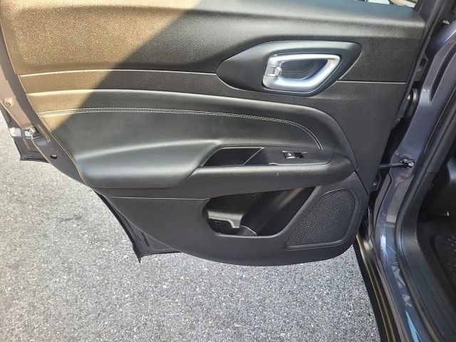 Jeep Compass Night Eagle