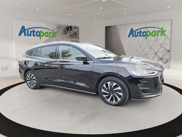 Ford Focus Titanium Wagon