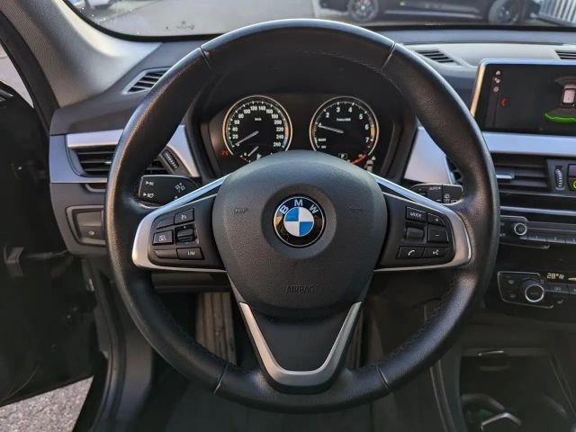 BMW X1 s18i DKG-Aut.Navi LED Sitzh.Driv/ParkAss.AHK