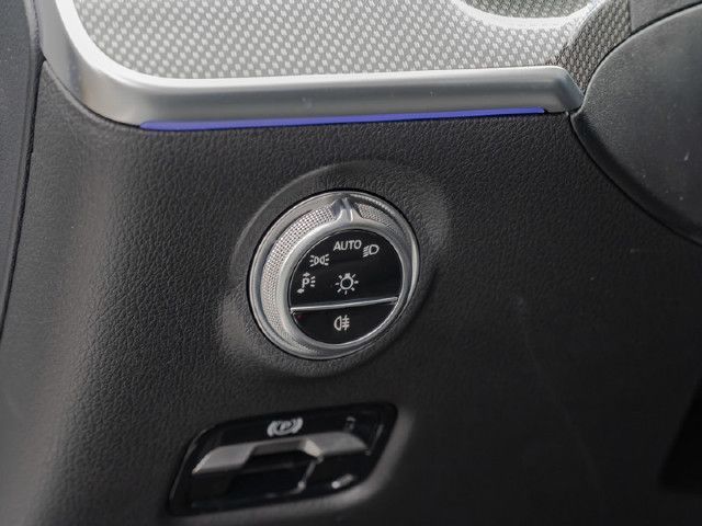 Mercedes-Benz C 200 AMG Line Sedan