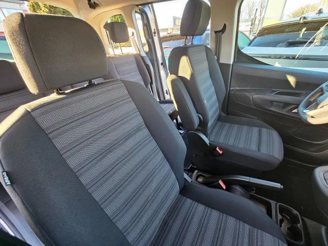 Opel Combo Edition  Allwetterreifen / NAVI / Sitzheizung