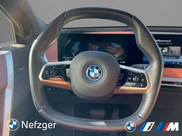BMW iX xDrive40