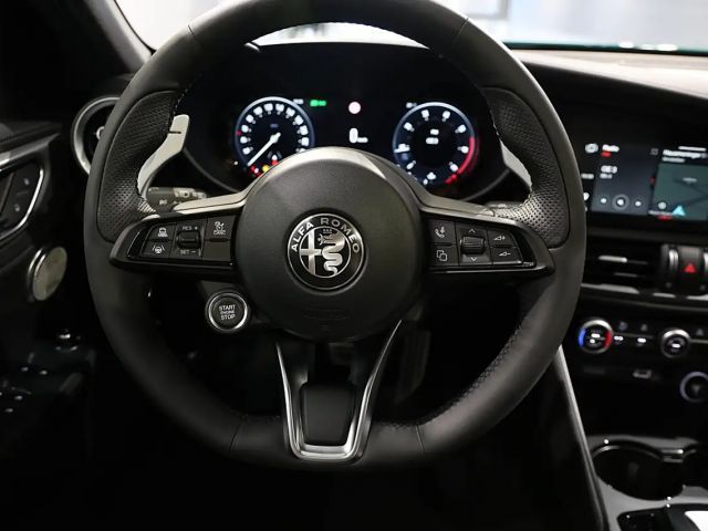 Alfa Romeo Giulia AT8 Q4 Veloce