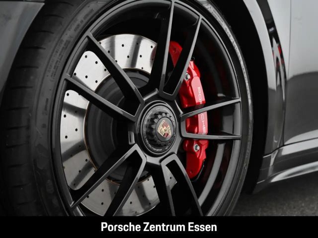 Porsche 992 4 Cabrio Carrera GTS