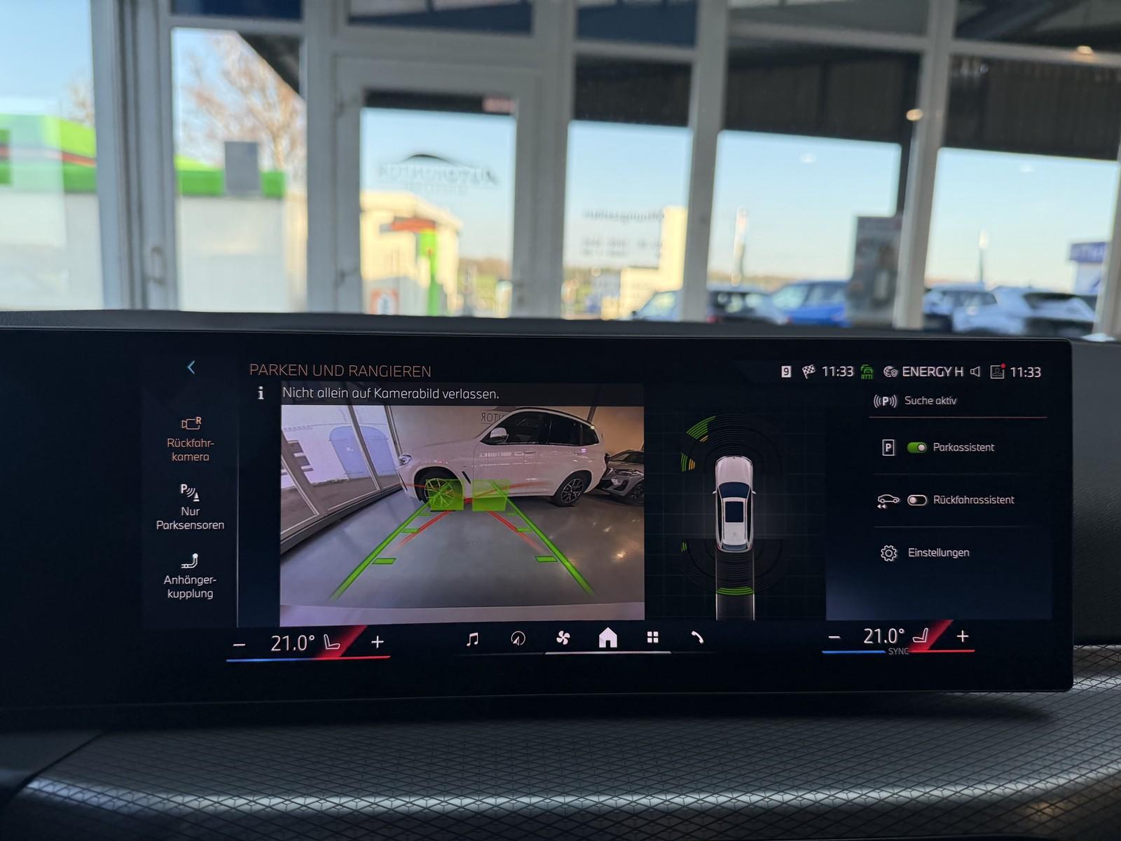 BMW 330 330i M-Sport xDrive