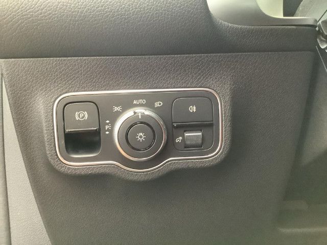 Mercedes-Benz GLB 200 GLB 200 d