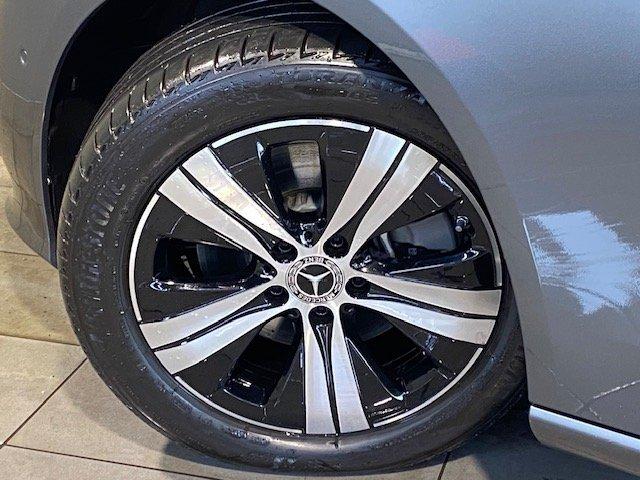 Mercedes-Benz C 200 AVANTGARDE Sedan