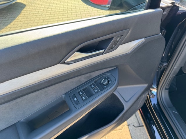 Volkswagen Golf 1.5 TSI IQ.Drive Life