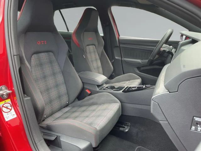Volkswagen Golf 2.0 TSI DSG GTI