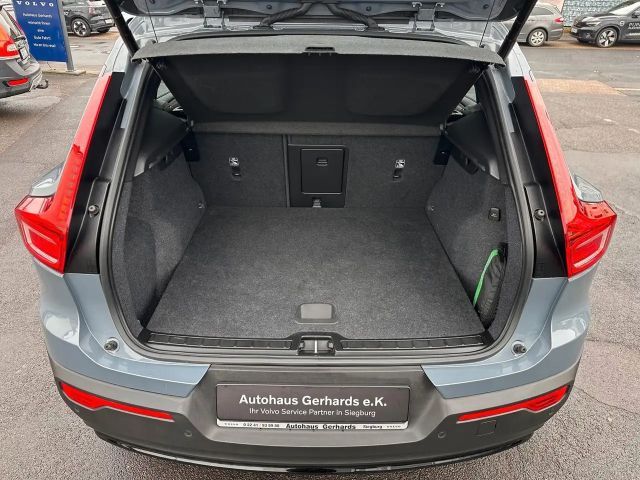 Volvo XC40 Dark Plus T5