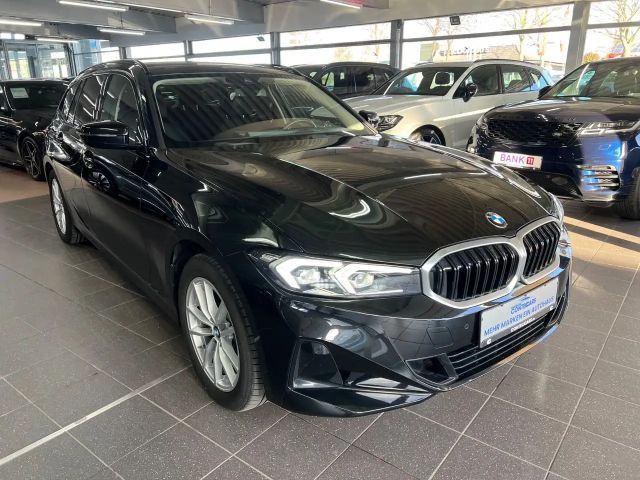 BMW 320 320d Touring xDrive