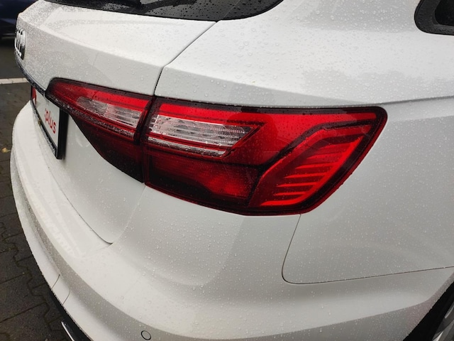 Audi A4 40 TFSI Avant S-Tronic