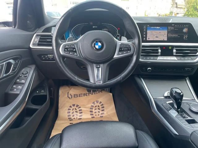BMW 330 330e M-Sport Touring xDrive