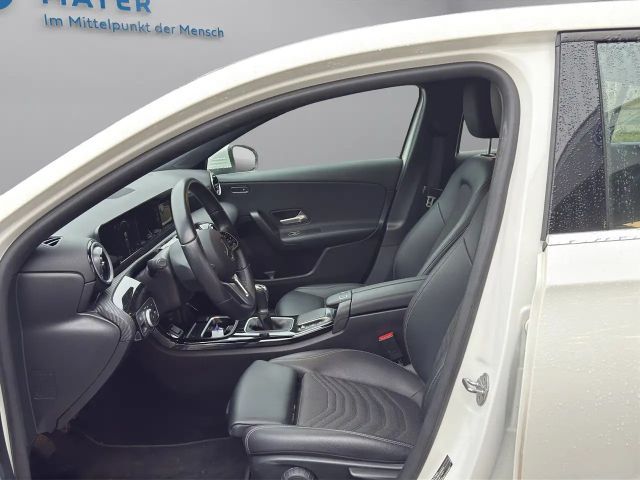 Mercedes-Benz A 180 Hatchback Style