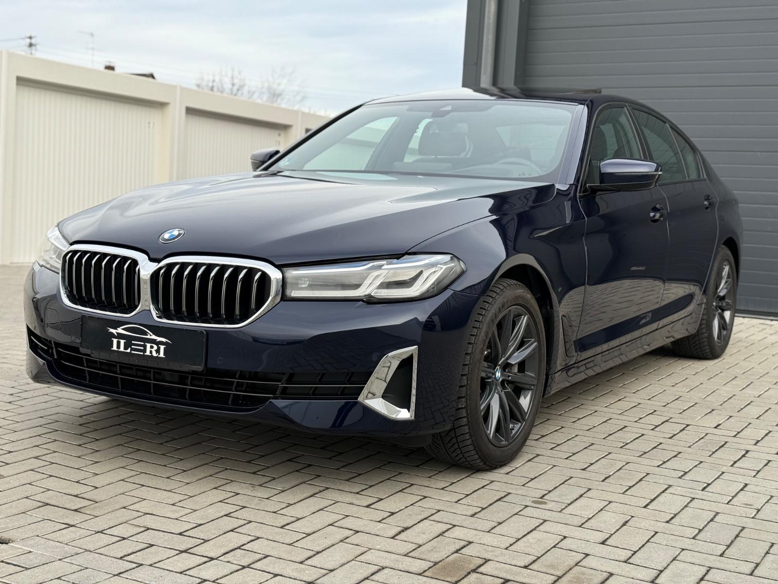 BMW 540 540i Luxury Line Sedan