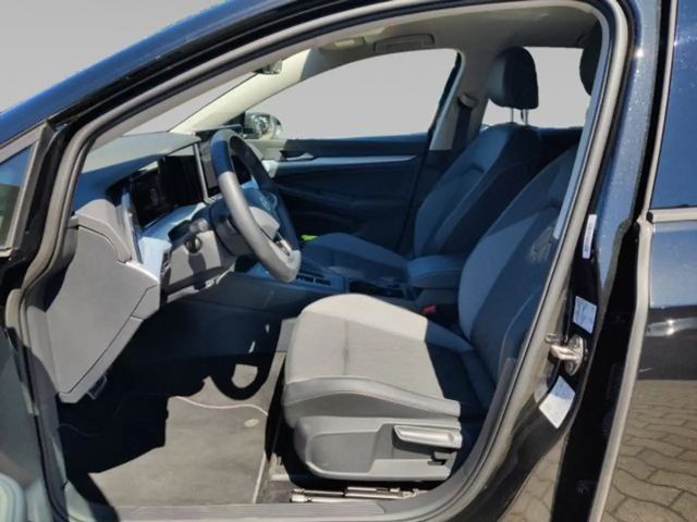 Volkswagen Golf 1.5 eTSI Golf VIII