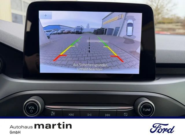 Ford Focus Cool & Connect