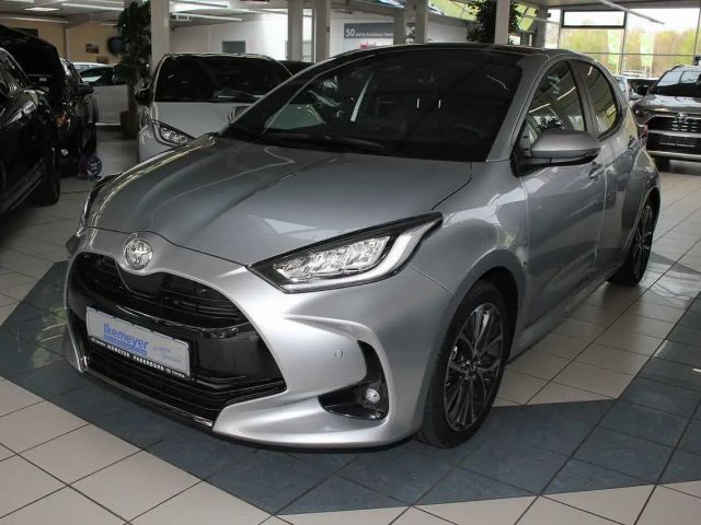 Toyota Yaris Hatchback Hybride Plus Style