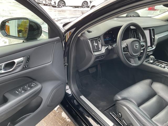 Volvo V60 AWD Dark Plus T6