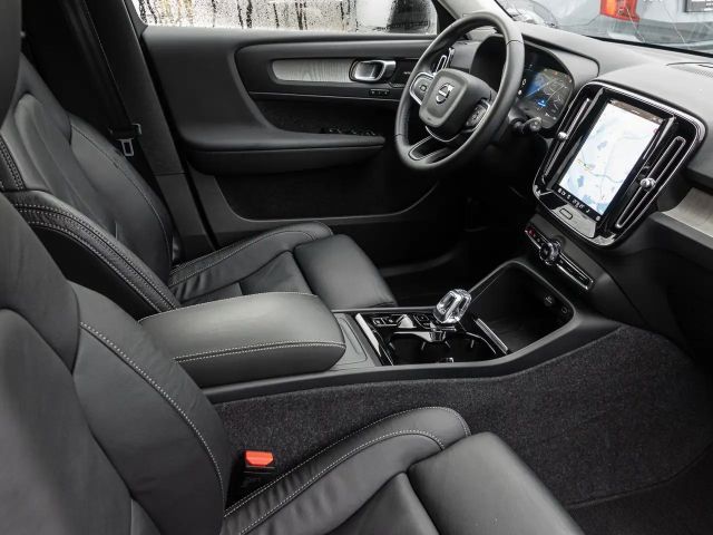 Volvo XC40 Dark Plus