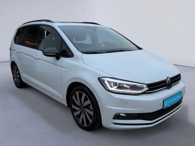 Volkswagen Touran DSG Highline