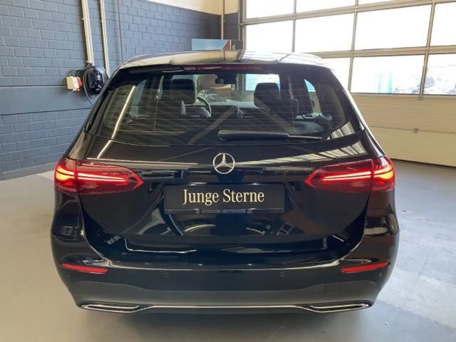 Mercedes-Benz B 180 Progressive