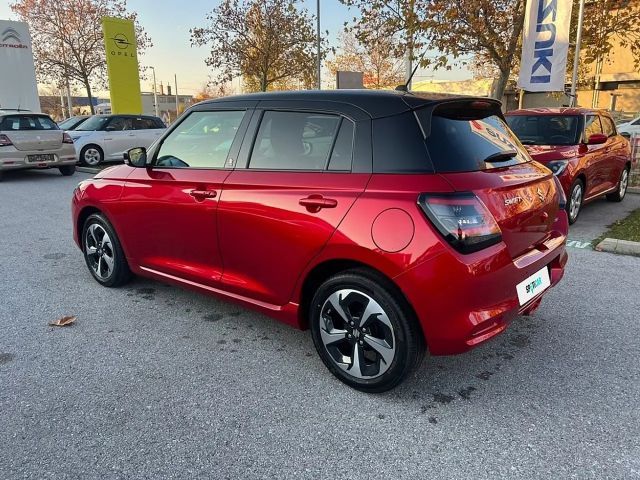 Suzuki Swift Flash Hybrid
