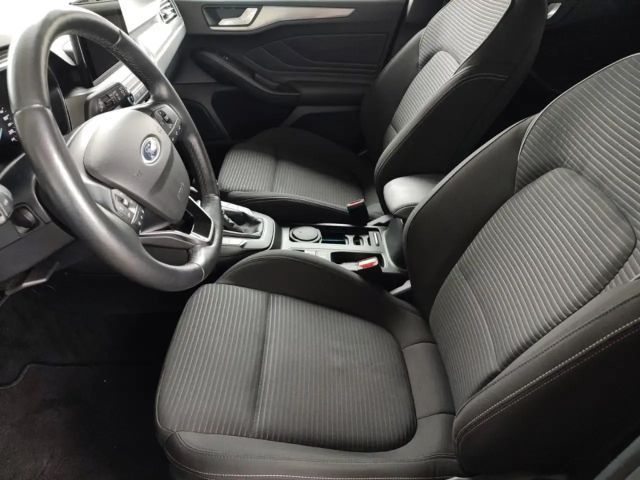 Ford Focus Titanium Wagon