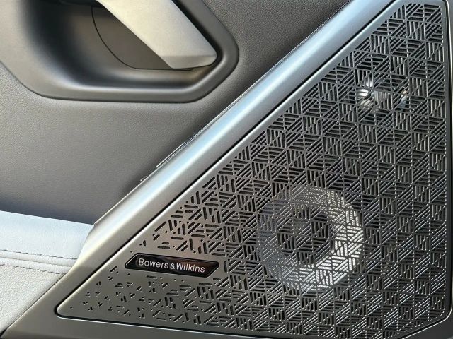 BMW M5 Touring Akrapovic KW V4 M-Performance