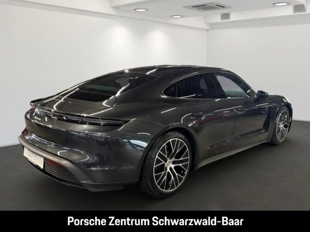 Porsche Taycan BOSE Sitzbelüftung 20-Zoll Panoramadach