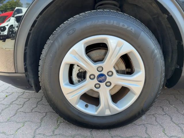 Ford Kuga Cool & Connect