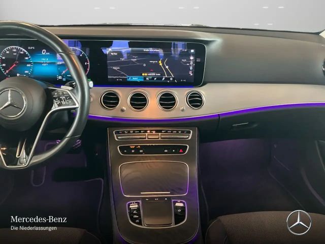 Mercedes-Benz E 220 AVANTGARDE E 220 d Sedan