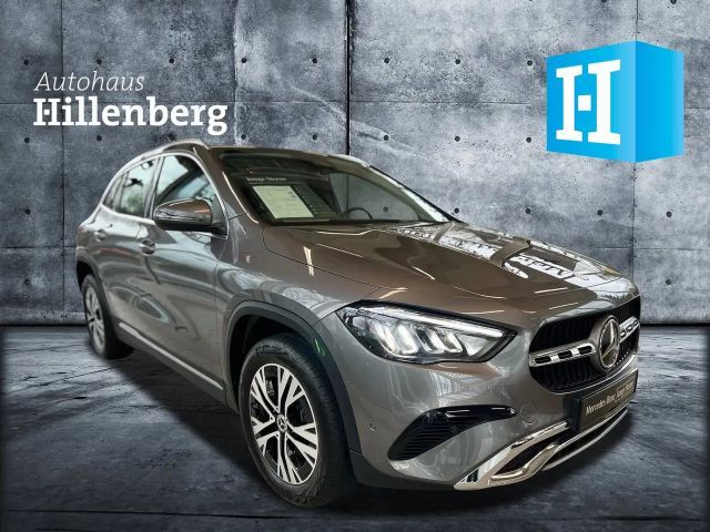 Mercedes-Benz GLA 200 Progressive