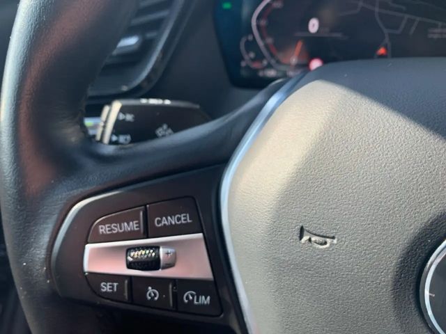 BMW 116 116i Sedan Sport Line