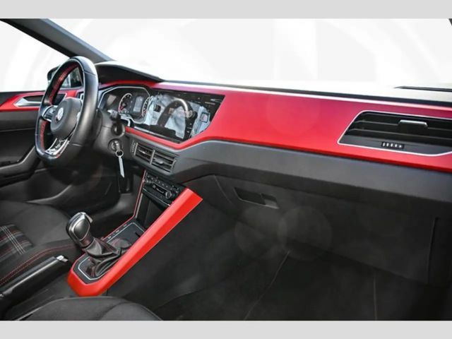 Volkswagen Polo 2.0 TSI DSG GTI