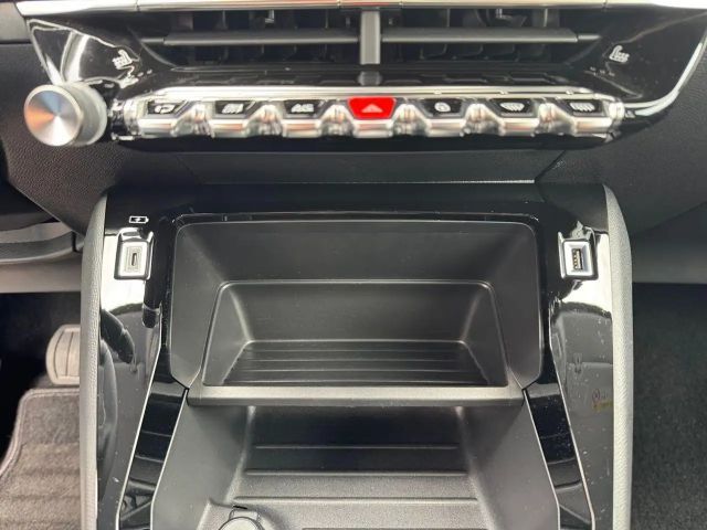 Peugeot E-208 Active Pack