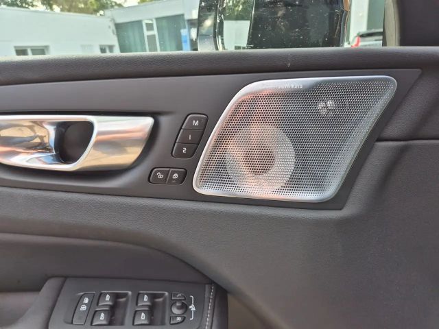 Volvo XC60 AWD Dark Ultra