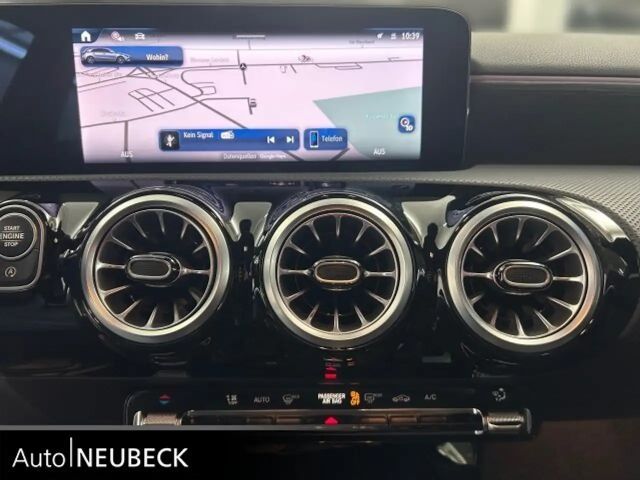 Mercedes-Benz A 220 A 220 d AMG Line