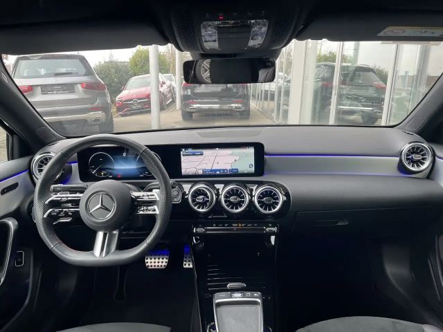 Mercedes-Benz A 200 AMG Line